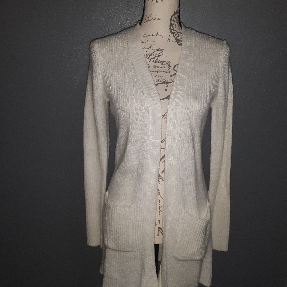 NO BOUNDARIES WHITE KNITTED CARDIGAN